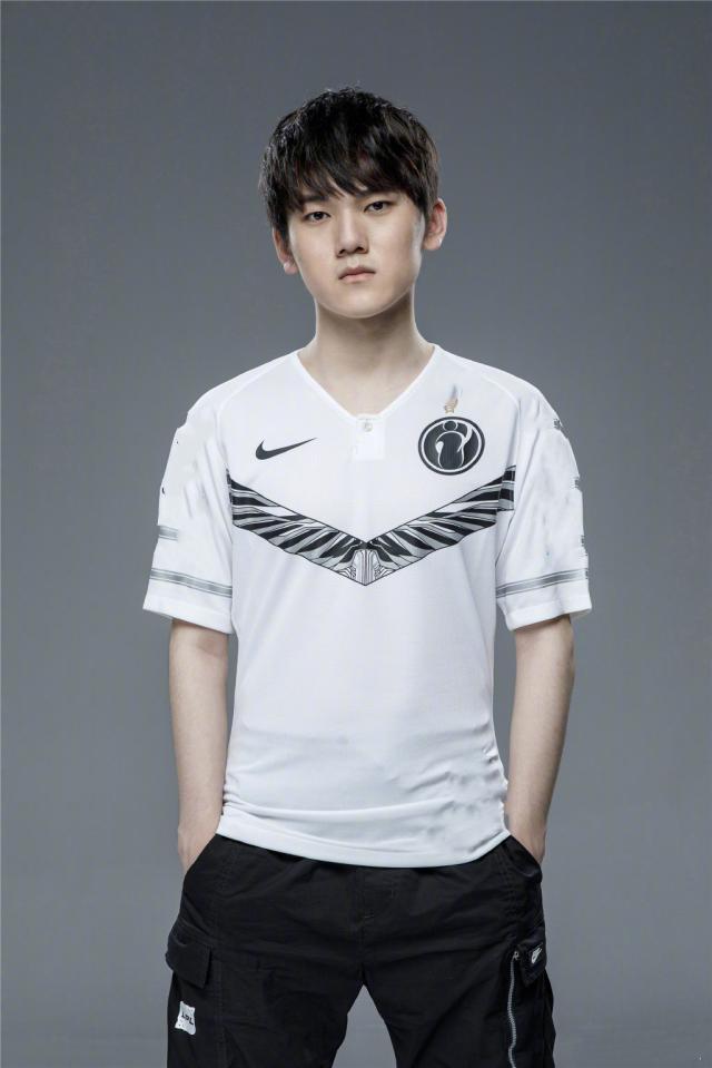 LPL第八周最佳阵容：Ale、Jiejie、Scout、Hope、Ming